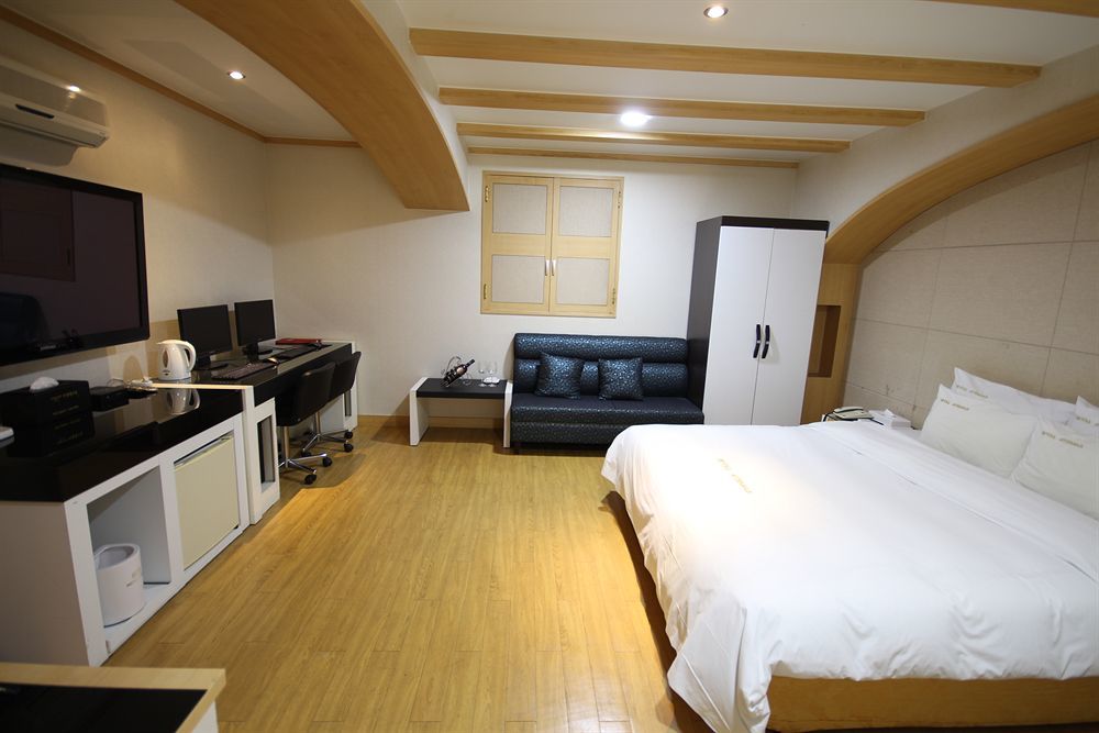 Hotel Tate Suwon Exterior foto